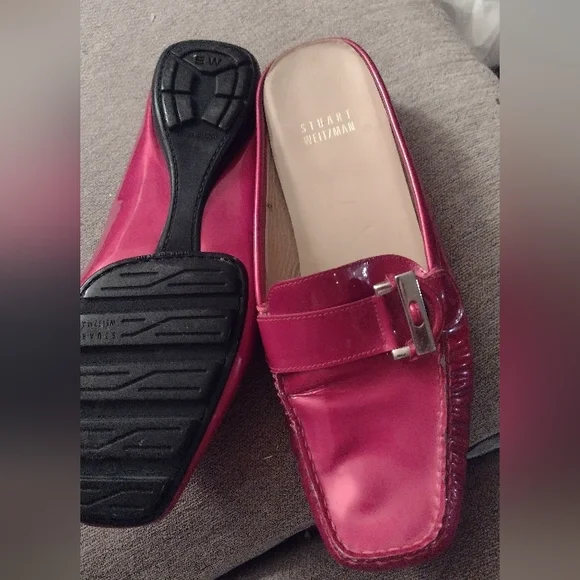Stuart Weitzman Patent leather Slip on shoes on size 8W - Picture 3 of 3